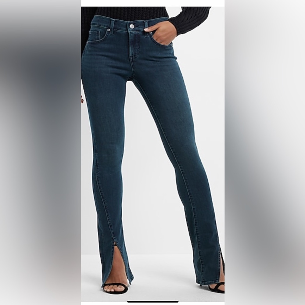 NEW*EXPRESS MID RISE DARK WASH FRONT VENT SKYSCRAPER JEANS SIZE 4R